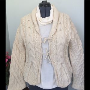 Tie front beige cable knit sweater with collar MED